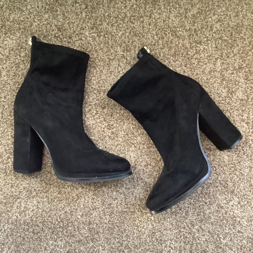GUESS Suede Booties, Size 7.5, Black